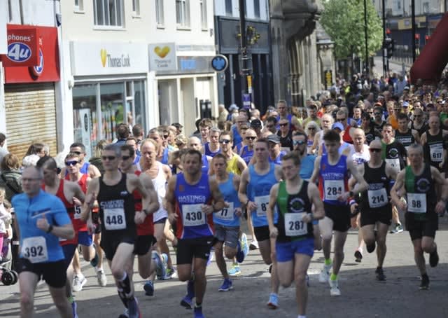 The Hastings Runners 5 Mile Race 2020 - Running in Town Hall, Queens ...