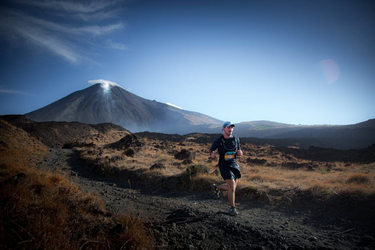 Guatemala Impact Marathon 2021 - Running in 1a Avenida Nte 15, Antigua