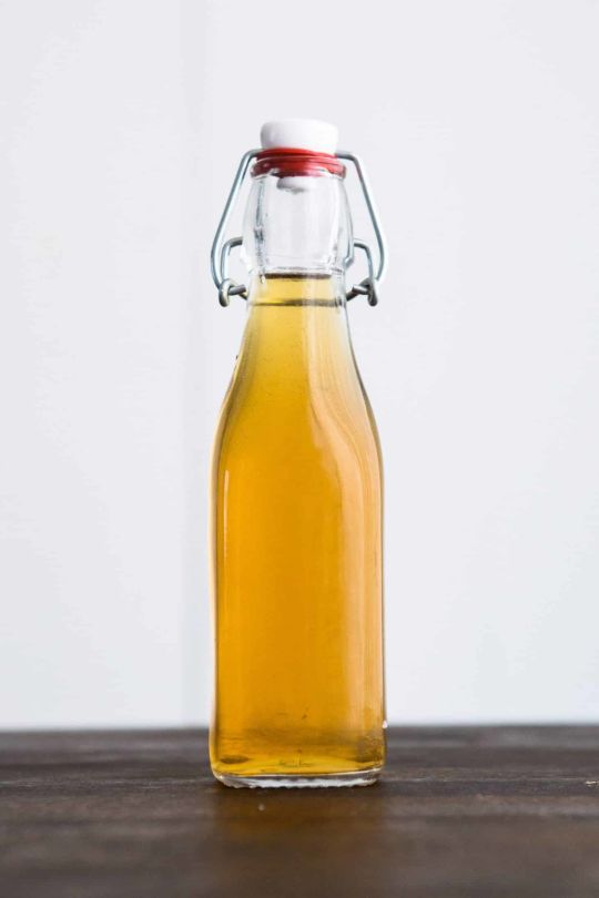 meal-kit-ingredient-Champagne vinegar