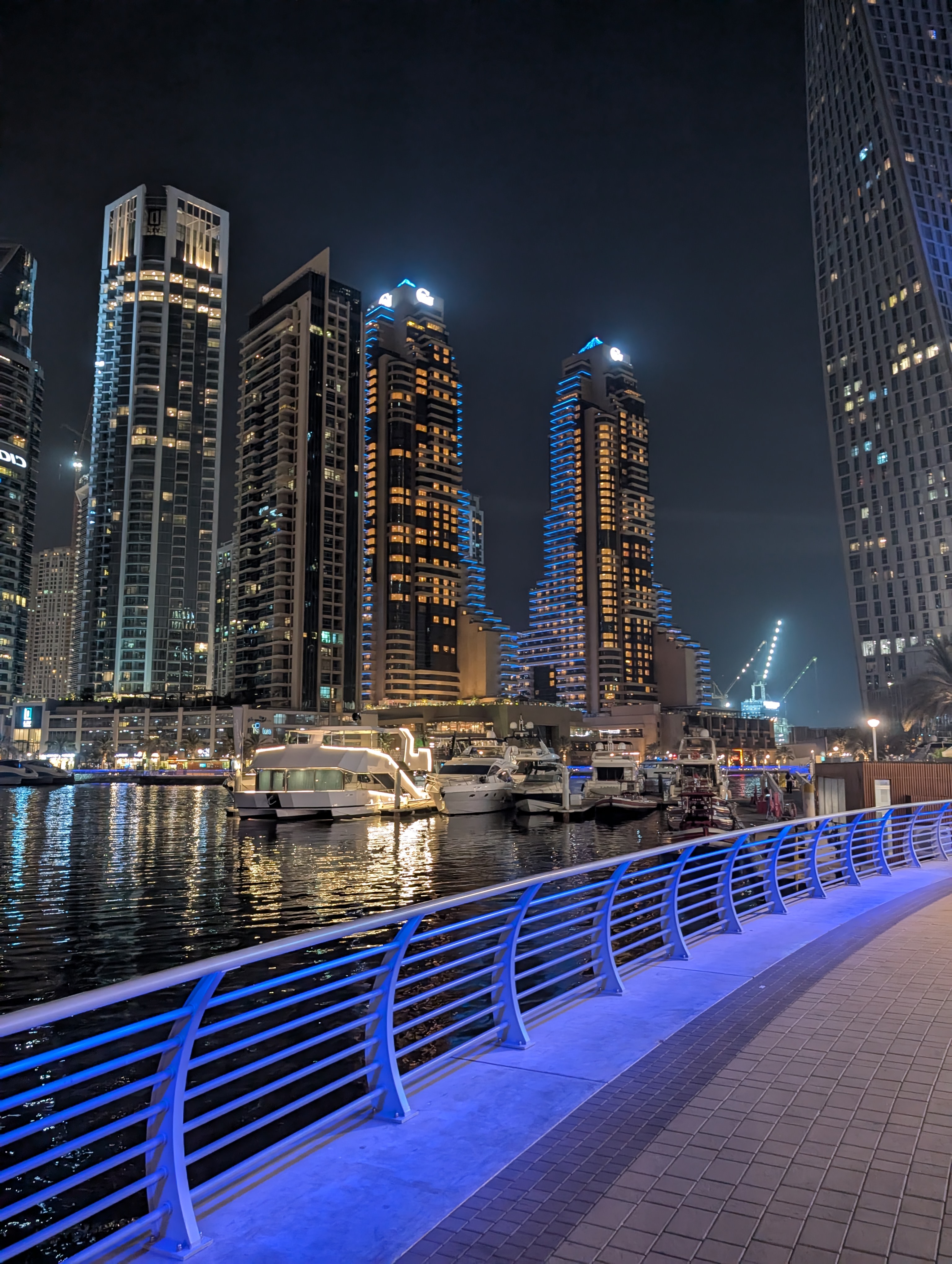 United Arab Emirates travel photograph, frame 4