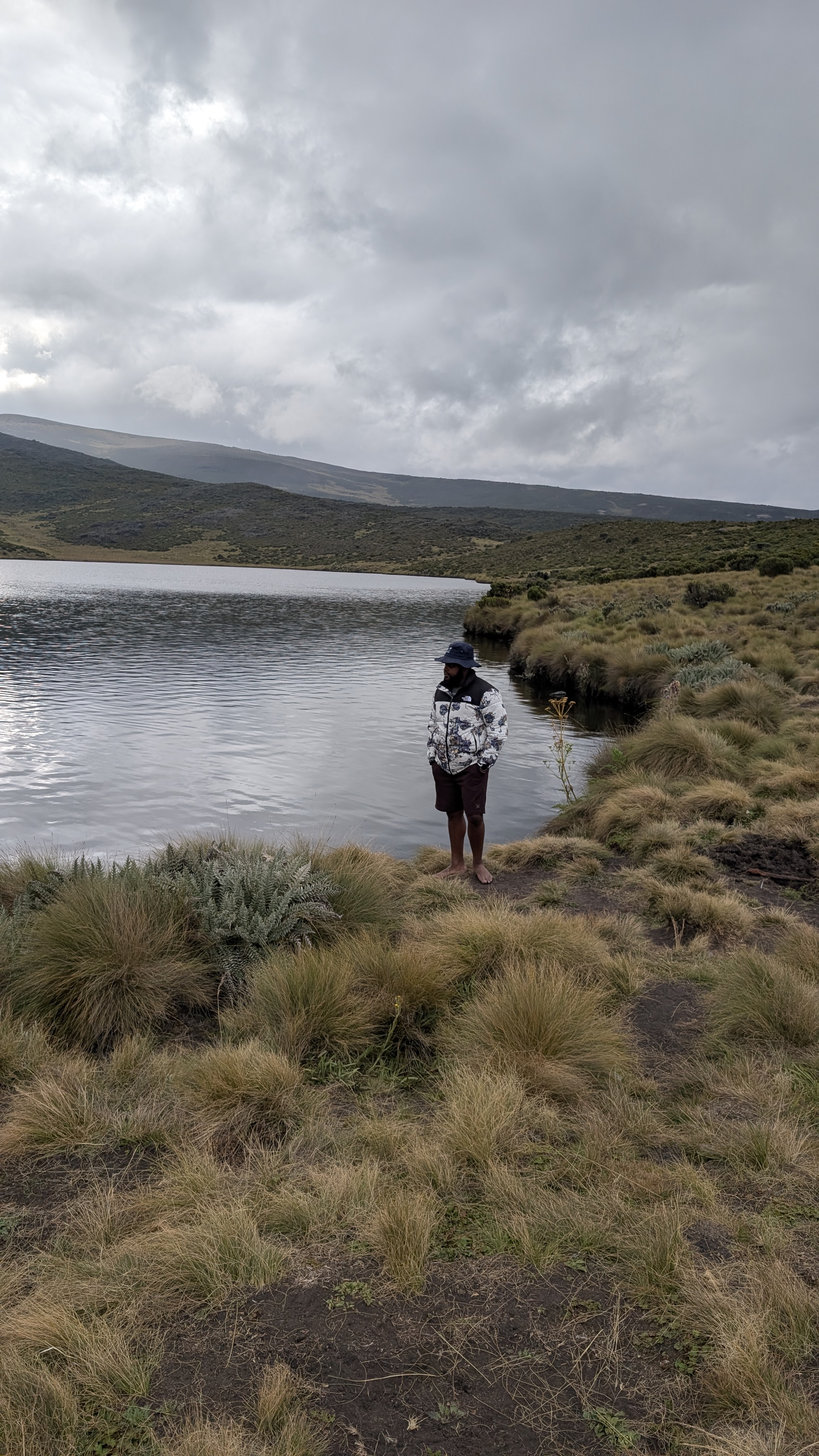 A travel photograph from Lake Ellis