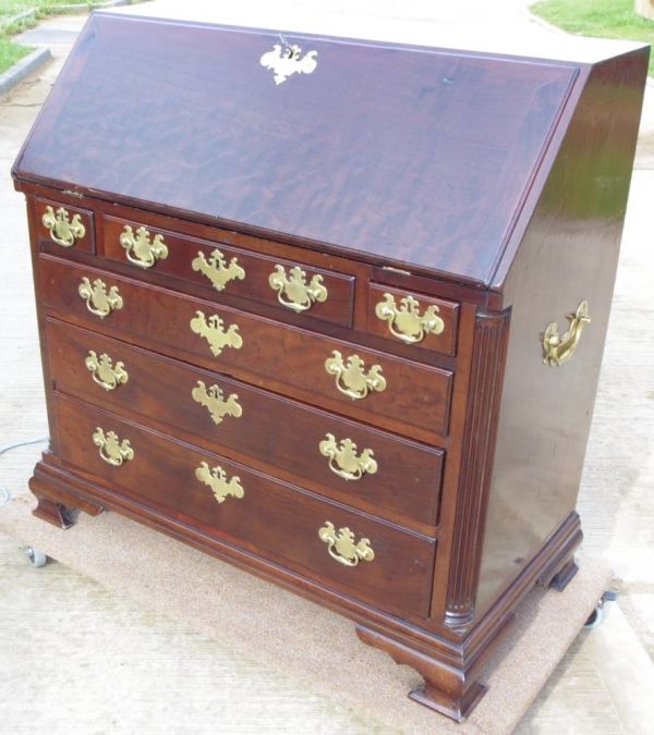 Georgain Mahogany Bureau