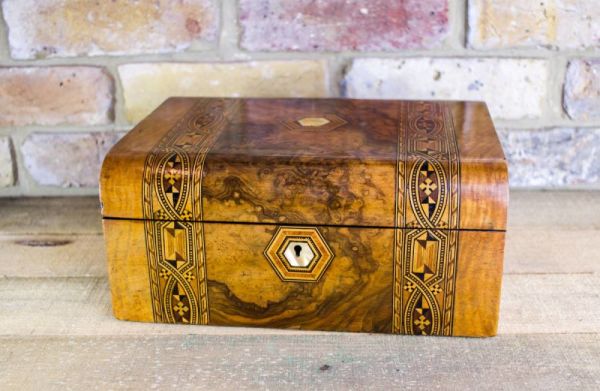 Burr Walnut Tunbridge Ware Table Box C.1870
