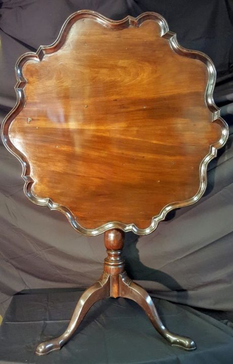 18th Century Chippendale Period 'piecrust' Occasional Table