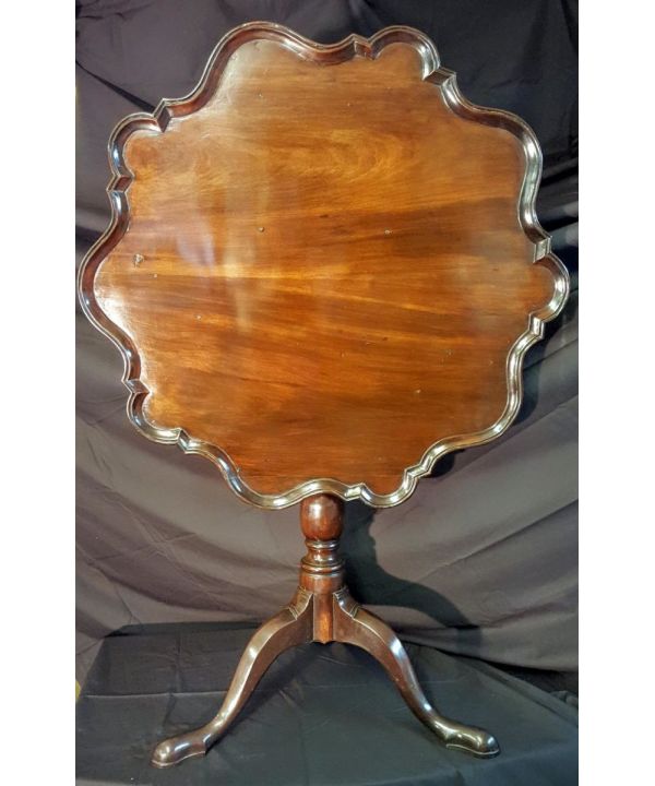 18th Century Chippendale Period 'piecrust' Occasional Table