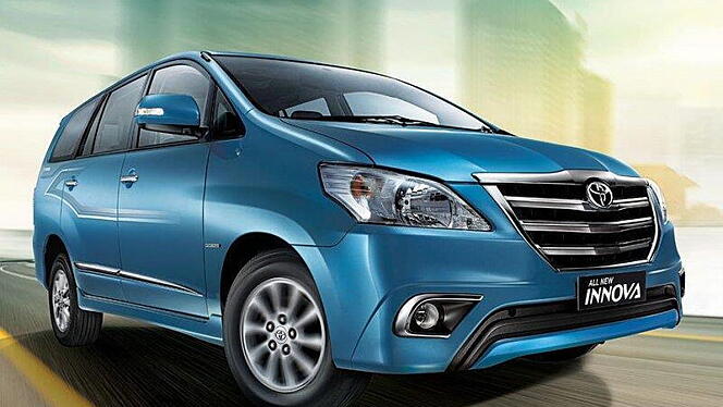 TOYOTA INNOVA