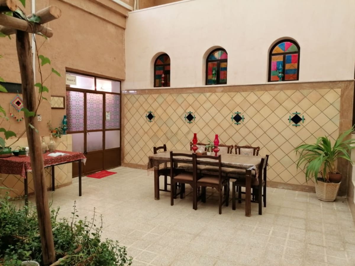Good Feeling Hostel
