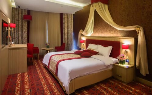 Kowsar International Hotel