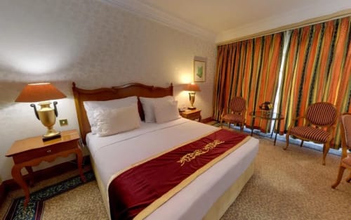 Parsian Esteghlal Hotel