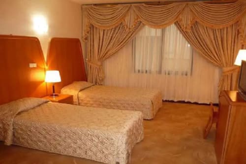 Chabahar Laleh International Hotel
