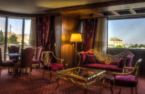 Zandiyeh Hotel