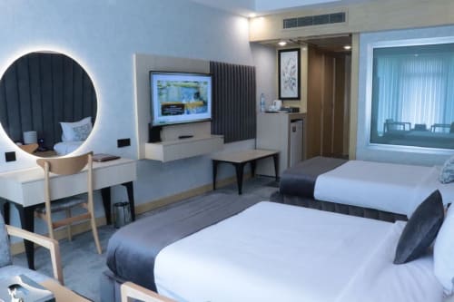Chamran Grand Hotel Shiraz