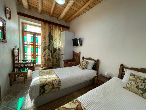 Dadamaan Traditional Hotel