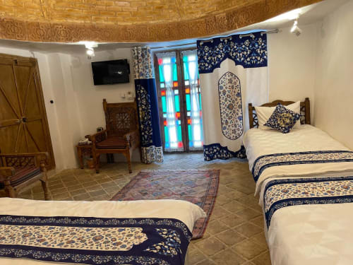Dadamaan Traditional Hotel