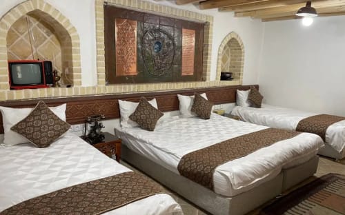 Dadamaan Traditional Hotel