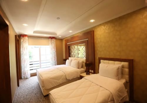 Lahijan Respina Hotel