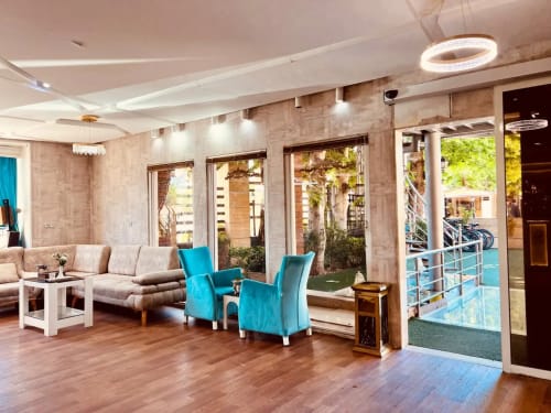 Parsian Qazvin Hotel