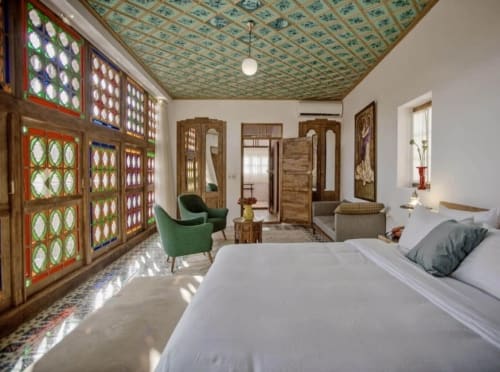 Shazdeh Hostel