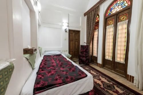 Traditional HaftKhan Hotel