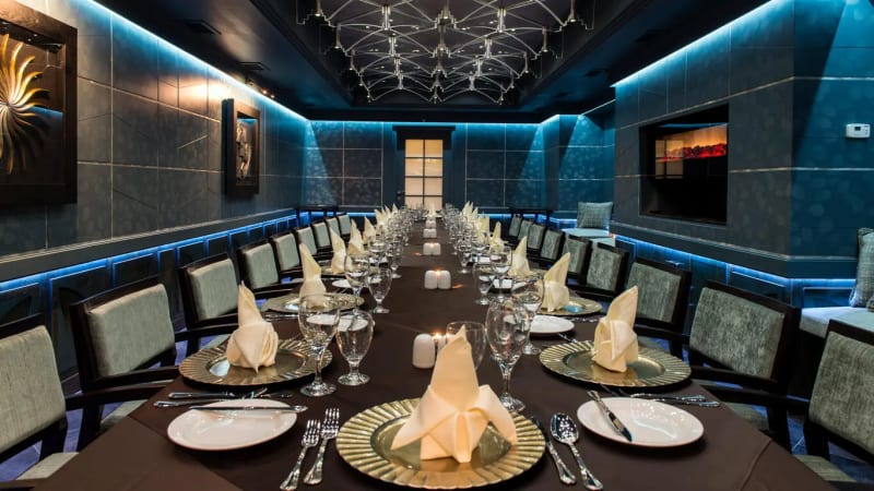 Raamtin Hotel