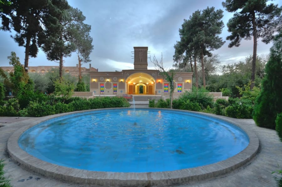 Moshir-ol-Mamalek Hotel