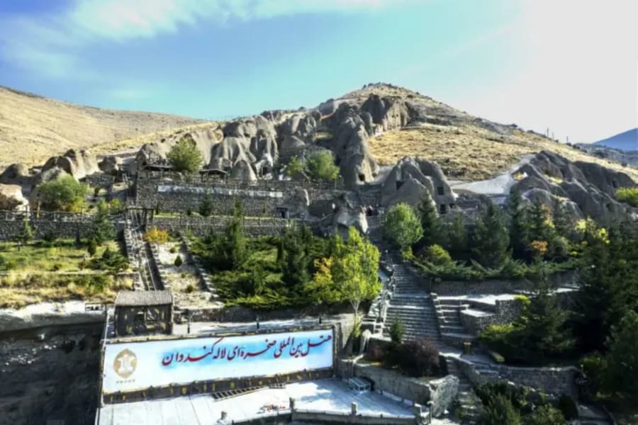 Laleh Kandovan Rocky Hotel