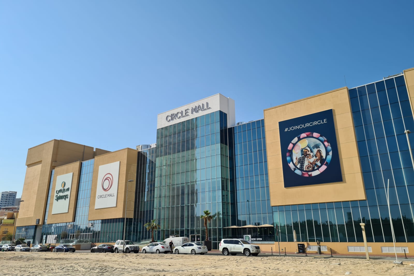 Spinneys, Circle Mall