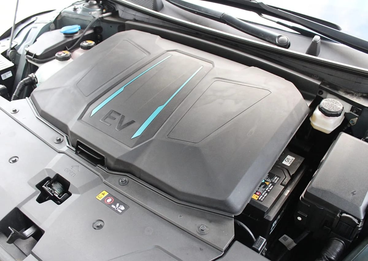 Interior view of 2024 Hyundai Ioniq5, VIN …259827