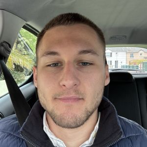 agent Enzo ROMAIN