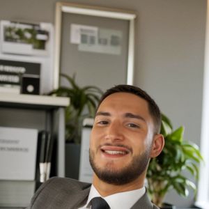agent Julian VELOSO