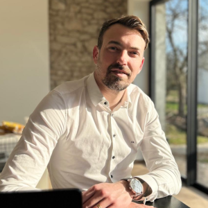 agent Charlie LACOMBE