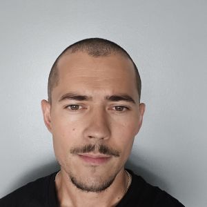 agent Andy LABOURIER
