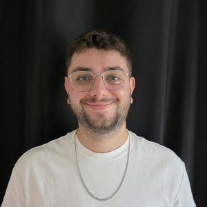 agent Yann DESHOULLIERES