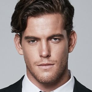 agent Victor GROLLEAU