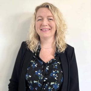 agent Delphine VINCENT