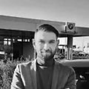 agent Julien FERNANDEZ