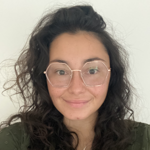 agent Esther BENAC