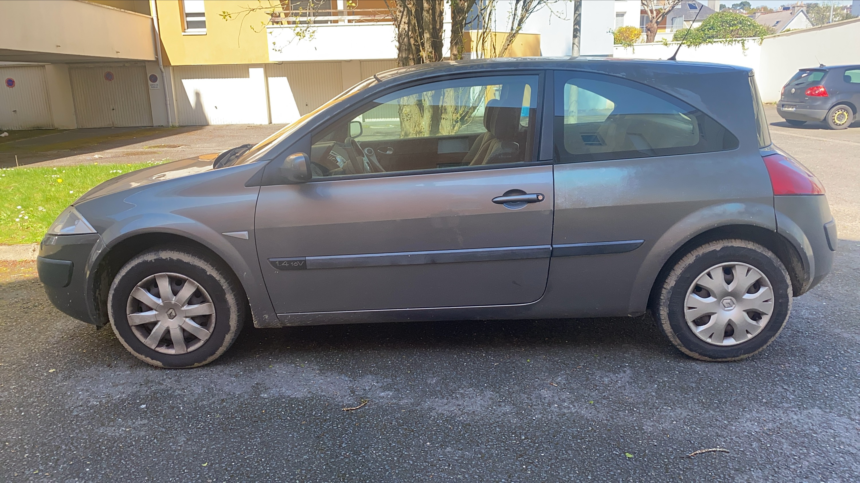 Photo 3