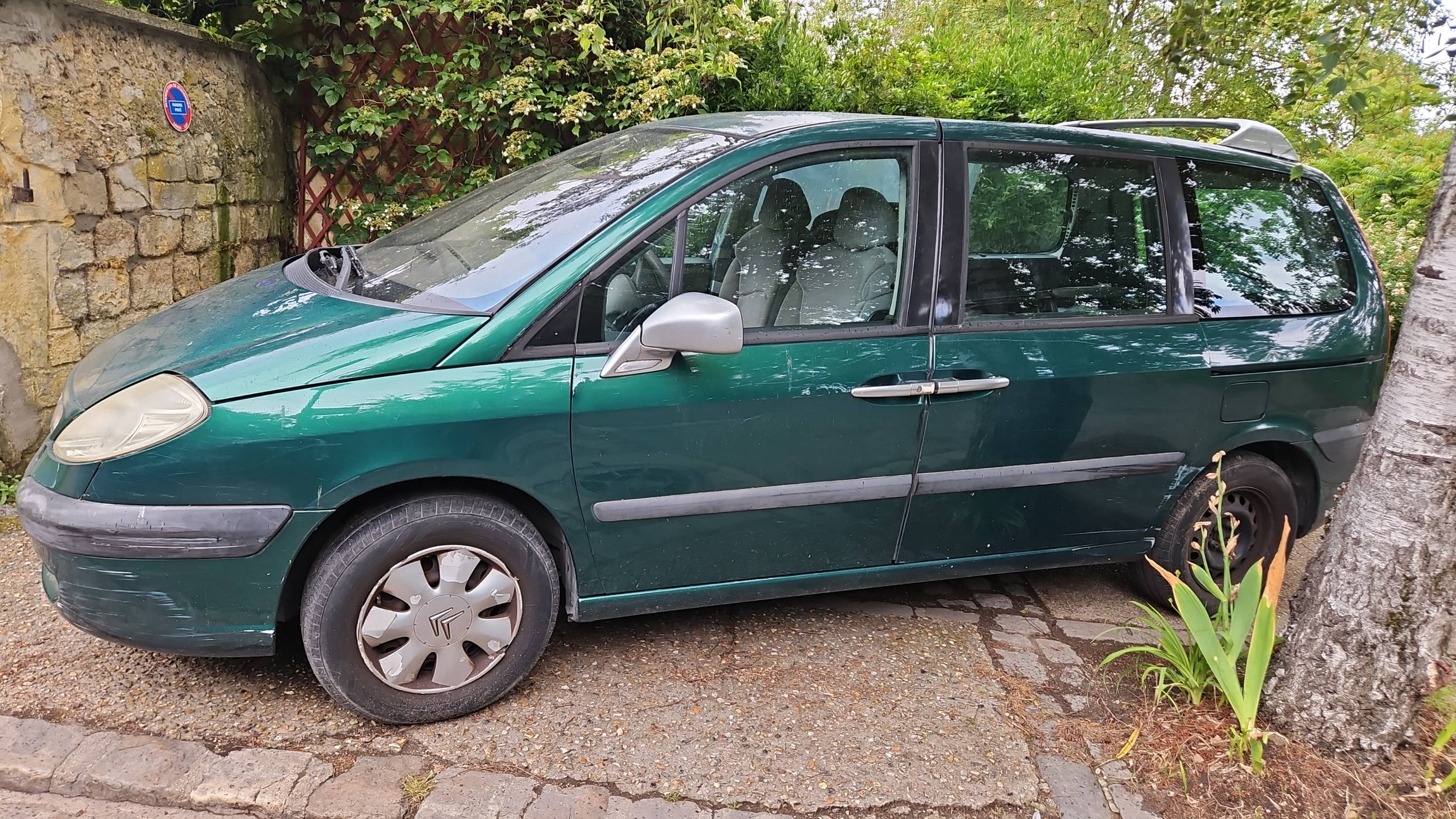 Photo 3
