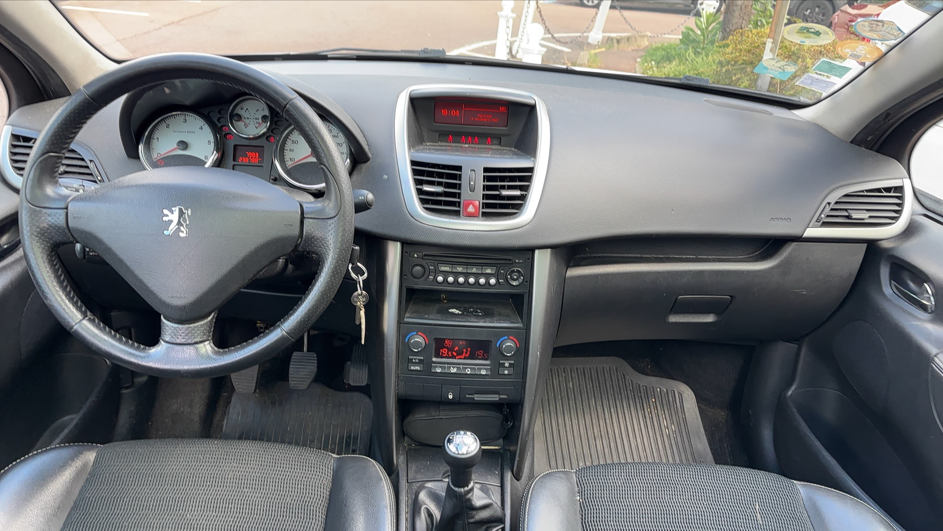 Photo 21