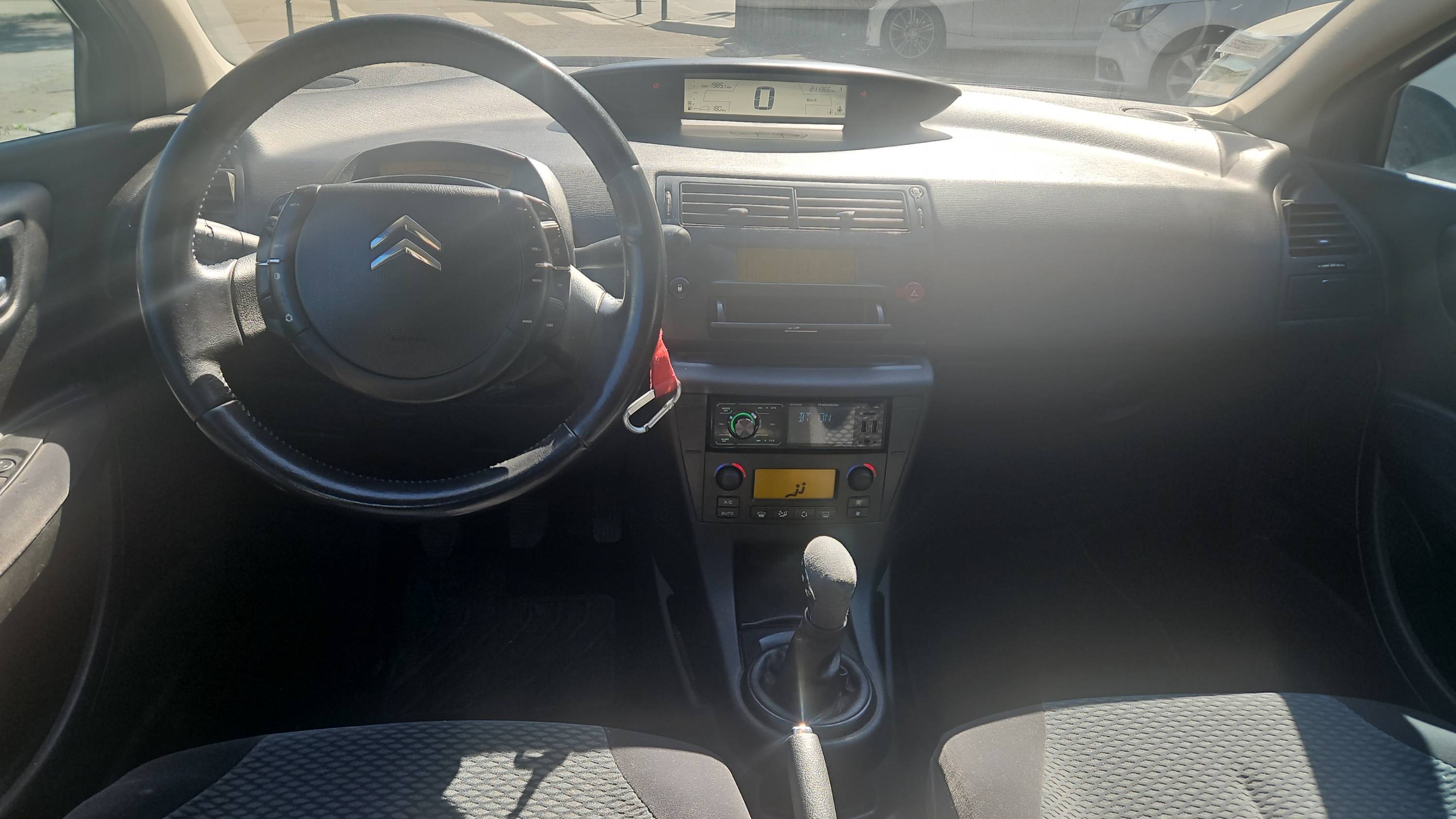 Photo 21