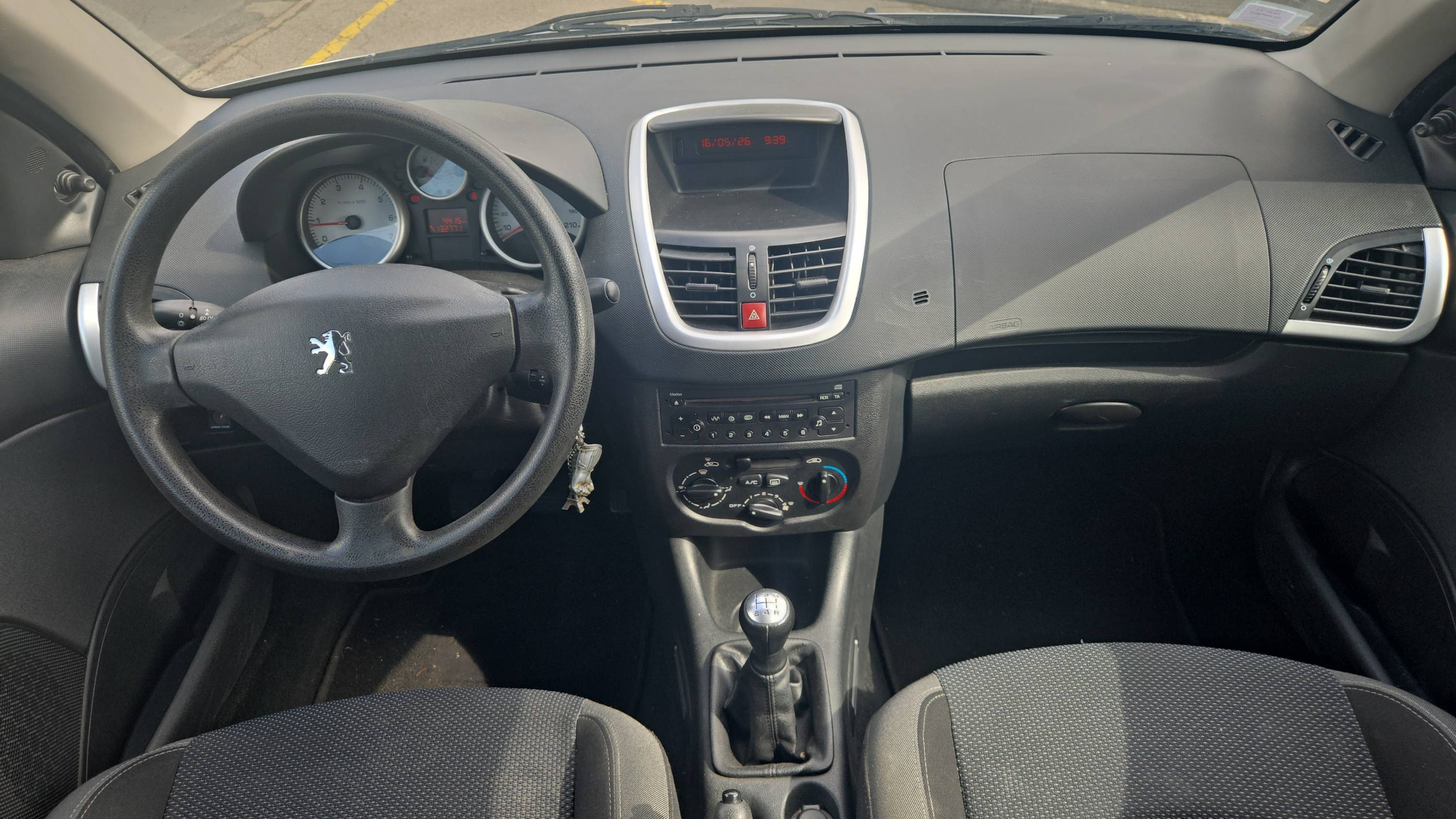 Photo 25