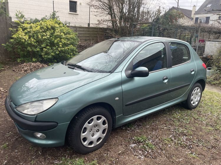 Peugeot 206