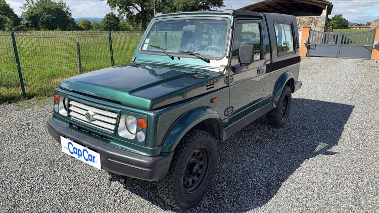 Suzuki SAMURAI