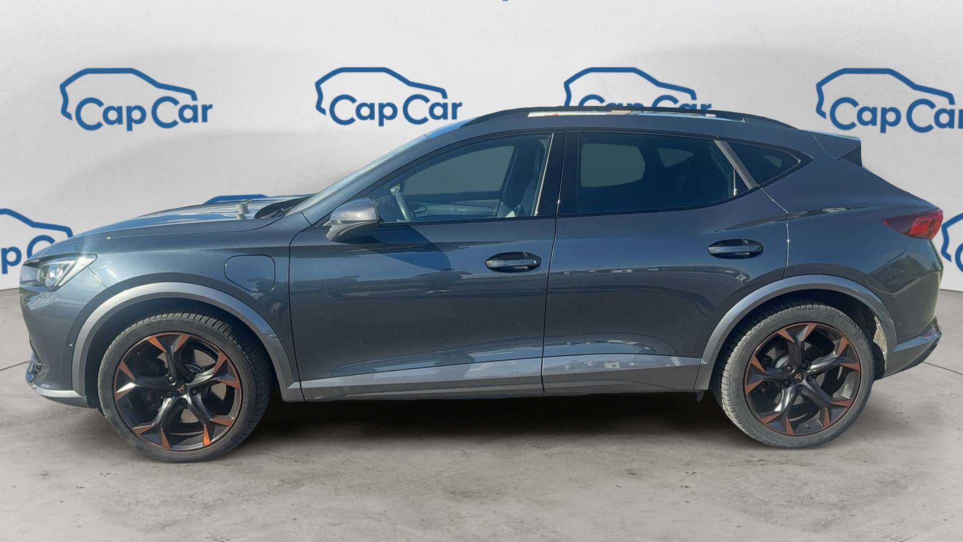 EXTERIOR_LEFT