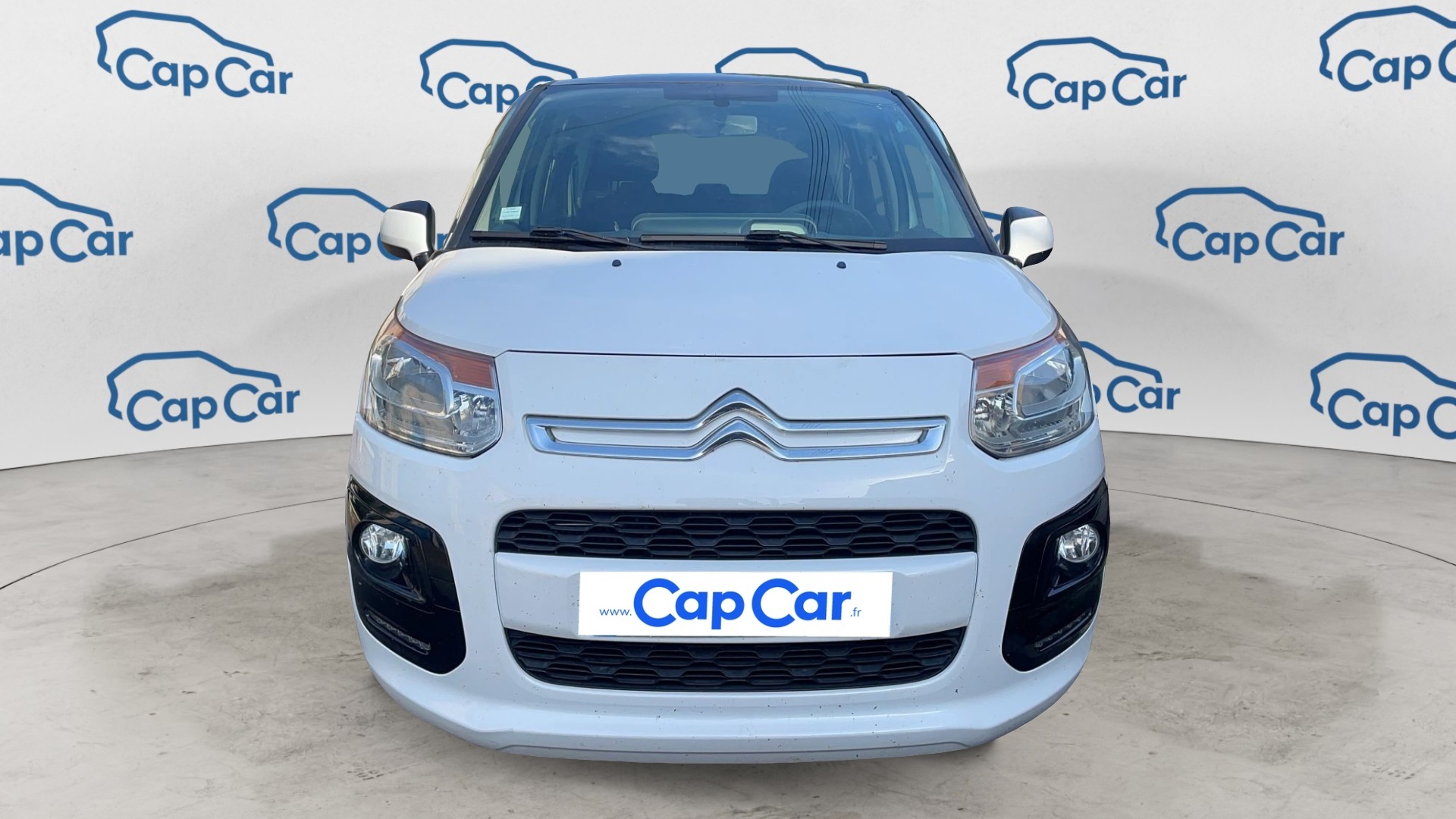 EXTERIOR_FRONT
