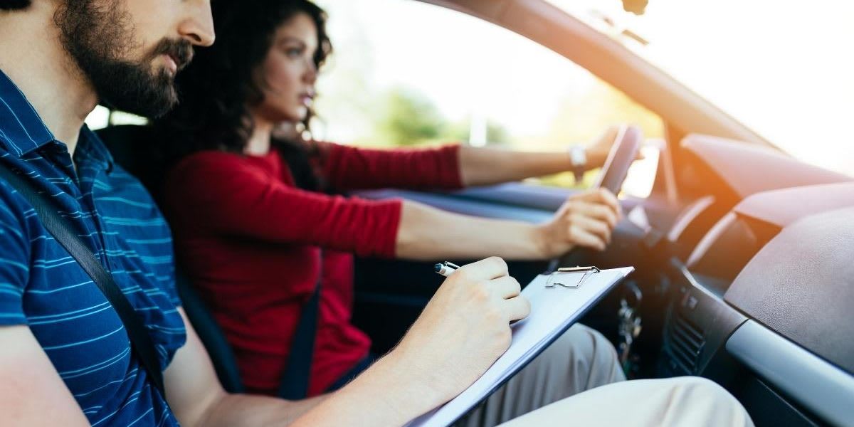 Comment bien choisir son auto-école ?