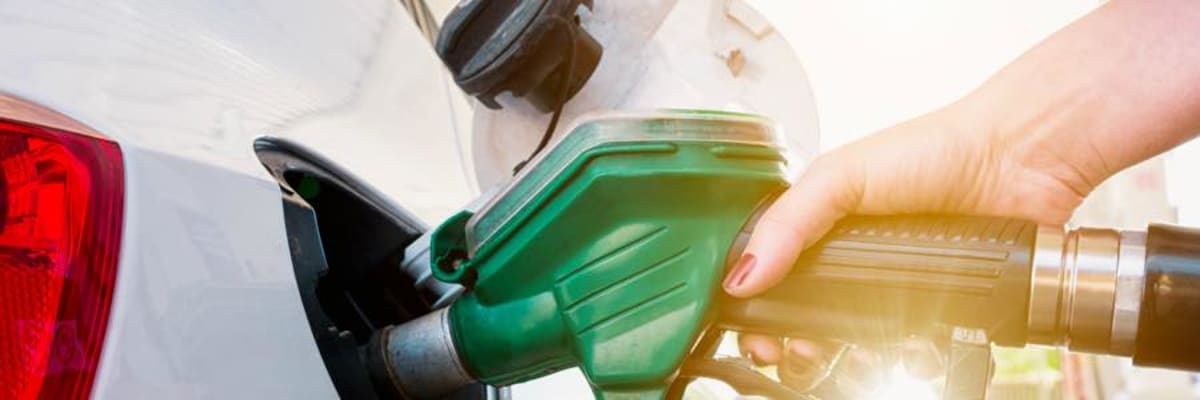 Le top 3 des applications pour trouver une station essence sur sa route