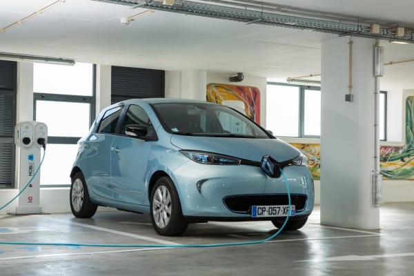 5 erreurs à éviter quand on achète sa première voiture électrique d'occasion