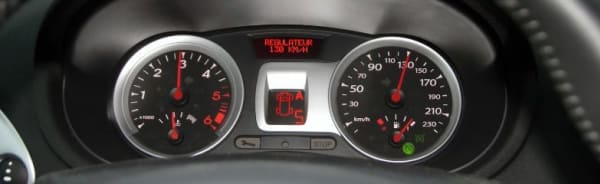 A quoi sert le régulateur de vitesse ?